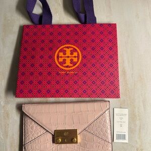 Tory Burch Juliette Envelope Wallet NWT